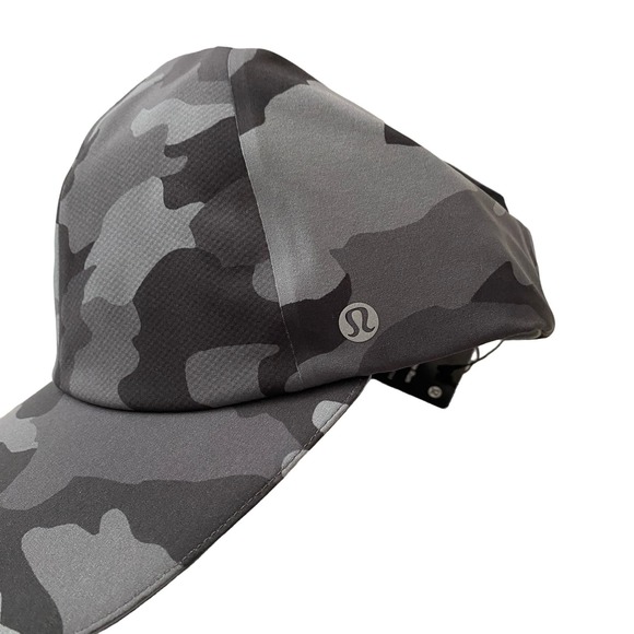 Men's Lululemon Fast and Free Run Hat Gray Camo One Size - NWOT - Picture 4 of 6